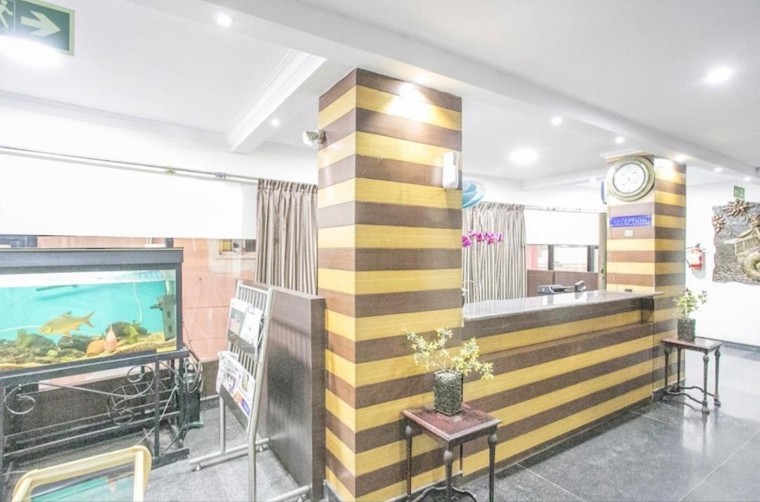 Westernsuites Hotel / Spa Bangalore Exterior photo